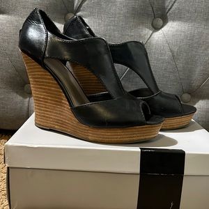 Sz10 Mossimo Platform Sandals